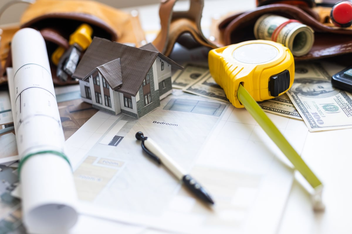 Real estate keys and model house